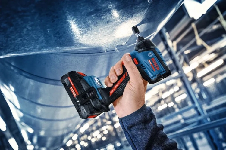 Akumulatorowy klucz udarowy Bosch EXDR18V-230