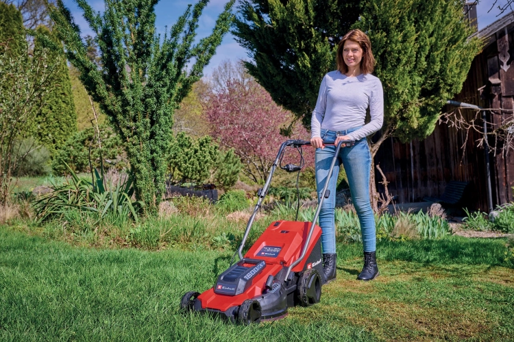 Kosiarka elektryczna EINHELL GC-EM 1600/37 bez napędu