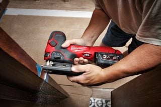 Wyrzynarka akumulatorowa MILWAUKEE M18FBJS-0X