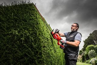 Nożyce do żywopłotu akumulatorowe MILWAUKEE M18FHET60G2-0 60cm
