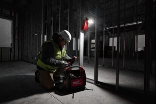 Lampa akumulatorowa MILWAUKEE M18PAL2-0 2000lm