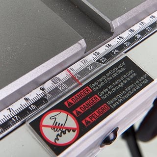 Pilarka stołowa tarczowa akumulatorowa MILWAUKEE M18FTS210-0