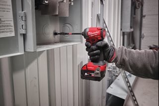Klucz udarowy akumulatorowy 1/4" MILWAUKEE M18ONEID3-0X 226Nm