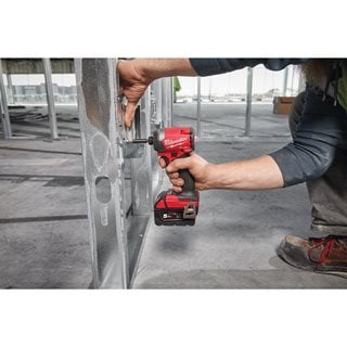 Klucz udarowy akumulatorowy 1/4" MILWAUKEE M18FID3-0X 226Nm