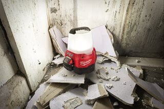 Lampa strefowa MILWAUKEE M18TAL-0 LED 2200lm