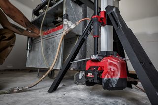 Lampa akumulatorowa MILWAUKEE M18HOSALC-0
