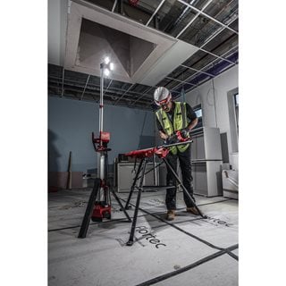 Lampa akumulatorowa MILWAUKEE M18HOSALC-0