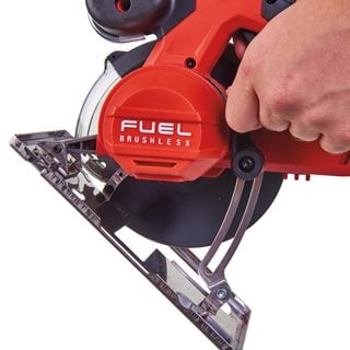 Pilarka tarczowa akumulatorowa MILWAUKEE M18FMCS-0X FUEL
