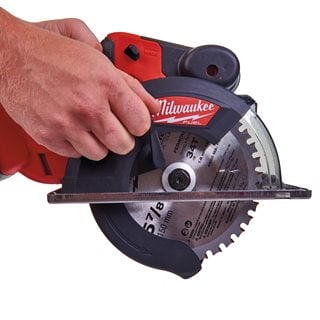 Pilarka tarczowa akumulatorowa MILWAUKEE M18FMCS-0X FUEL