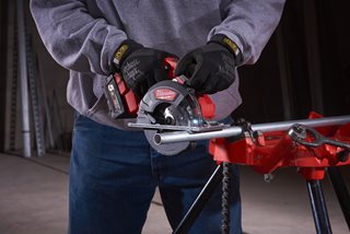 Pilarka tarczowa akumulatorowa MILWAUKEE M18FMCS-0X FUEL