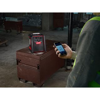 Radio z ładowarką MILWAUKEE M18RC-0