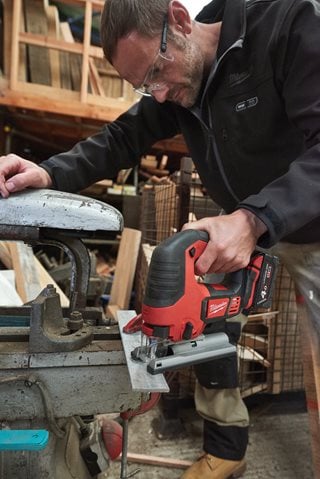 Wyrzynarka akumulatorowa MILWAUKEE M18BJS-0