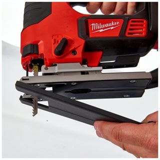 Wyrzynarka akumulatorowa MILWAUKEE M18BJS-0