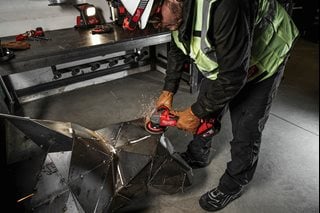 Szlifierka kątowa akumulatorowa MILWAUKEE M18FSAG125XB-502 X