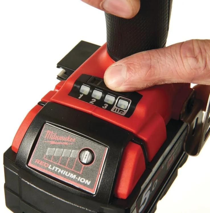 Akumulatorowa zakrętarka udarowa 1/4" HEX MILWAUKEE M18 FQID-0X