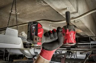 Akumulatorowy klucz udarowy 1/2" MILWAUKEE M18 FIW2F12-502X