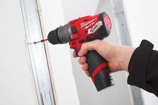 Wiertarko-wkrętarka udarowa z wymiennym uchwytem 12V MILWAUKEE M12 FPDXKIT-202X
