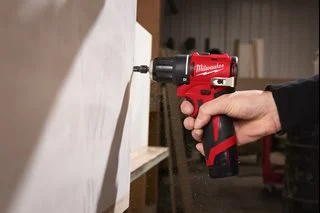 Bezszczotkowa wiertarko-wkrętarka 12V MILWAUKEE M12 BLDDRC-202C