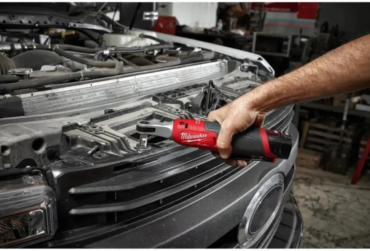 Grzechotka 12V MILWAUKEE M12 FHIR14-0